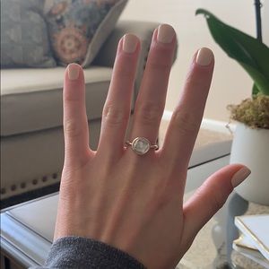 Pandora poetic droplet ring, clear